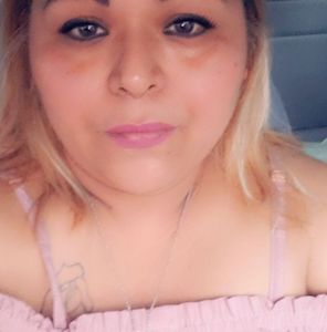 Meet your Posher, Isela